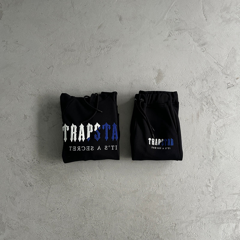 Conjunto Trapstar Chenille Preto/Azul