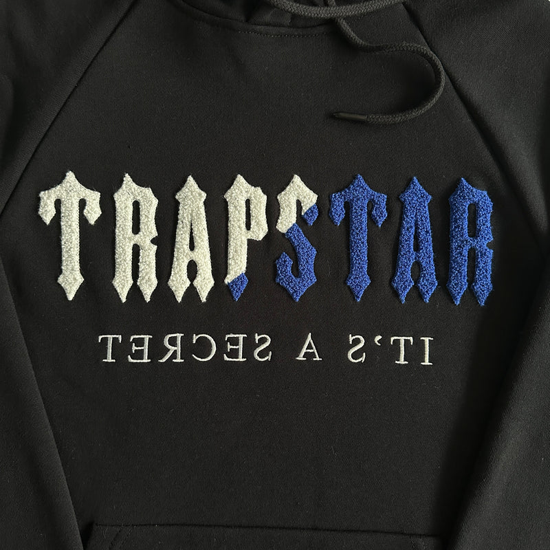 Conjunto Trapstar Chenille Preto/Azul